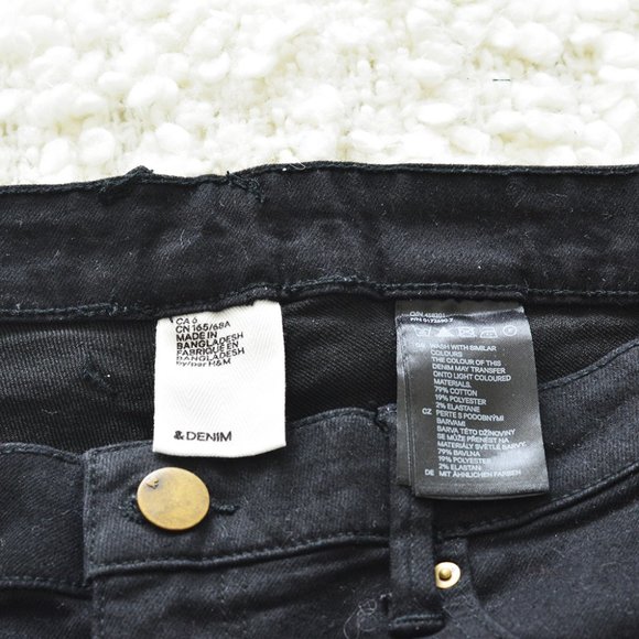 NWOT H&M The New Icons Black Tassel Shorts‎ - Picture 2 of 6